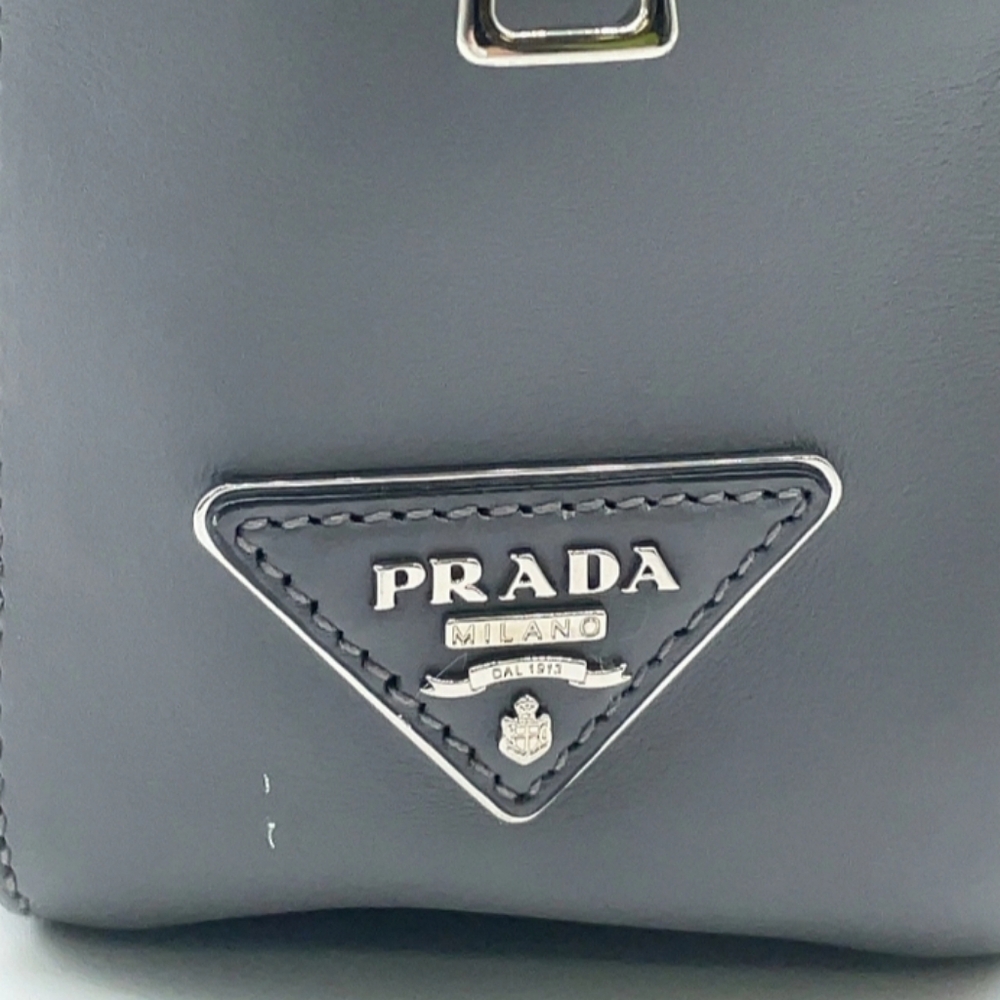 SALE! Prada City Fori Black Leather Perforated Chain Shoulder Bag W Pouch/DB - Picture 11 of 15